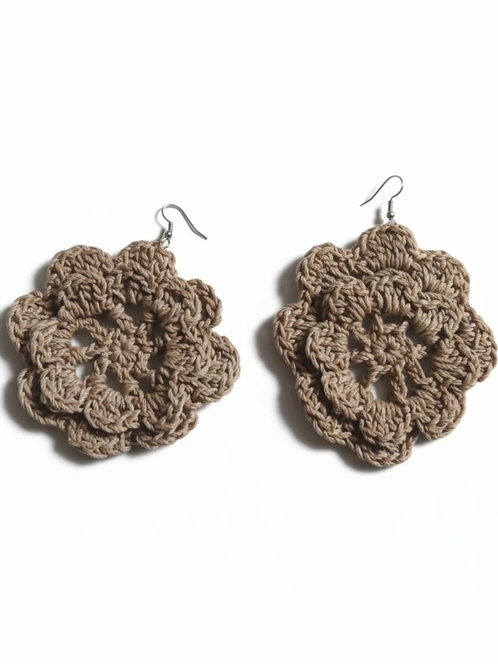 NEW Women's Large Hand Knit Beige Crochet Flower Drop Earrings